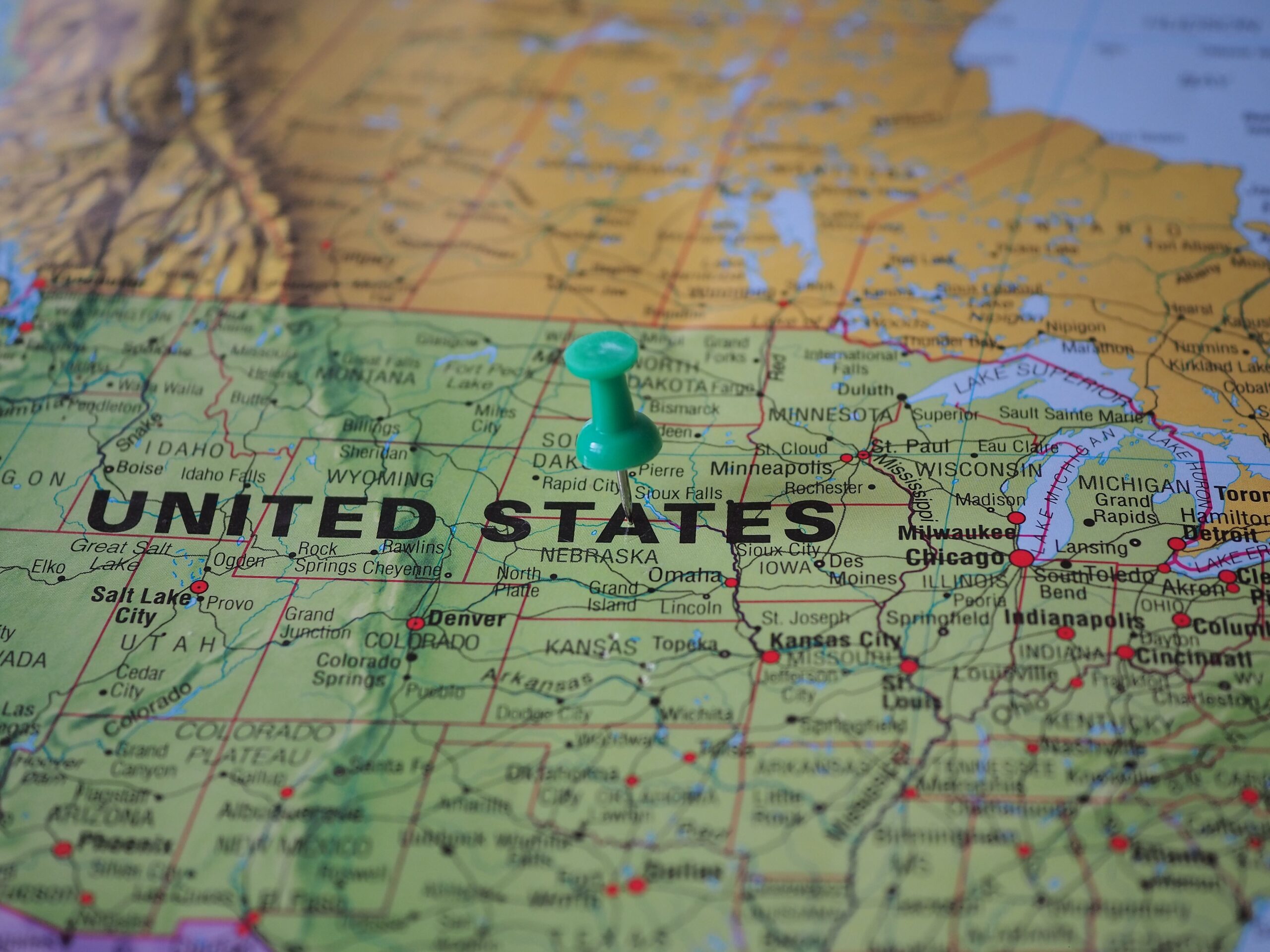 Close-up map of the United States with a green pushpin marking a location in the Midwest region. Close-up map of the United States with a green pushpin marking a location in the Midwest region.